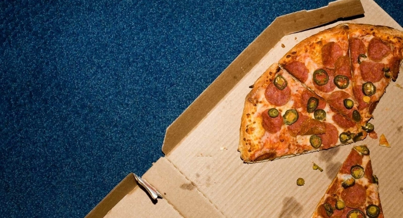 Pedido de pizza por WhatsApp: como fazer?