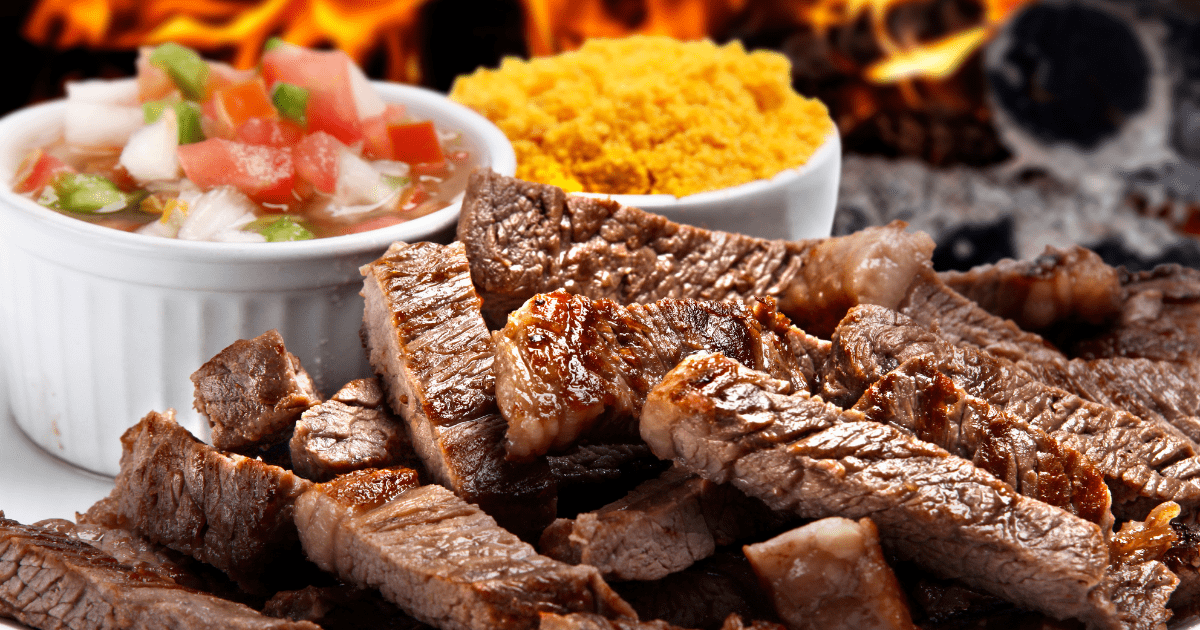 Espetinho de churrasco: descubra as melhores carnes para fazer, Carnes de  Qualidade - Condor