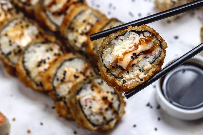 O hot roll é onsiderado um dos sushis mais modernos e saborosos,