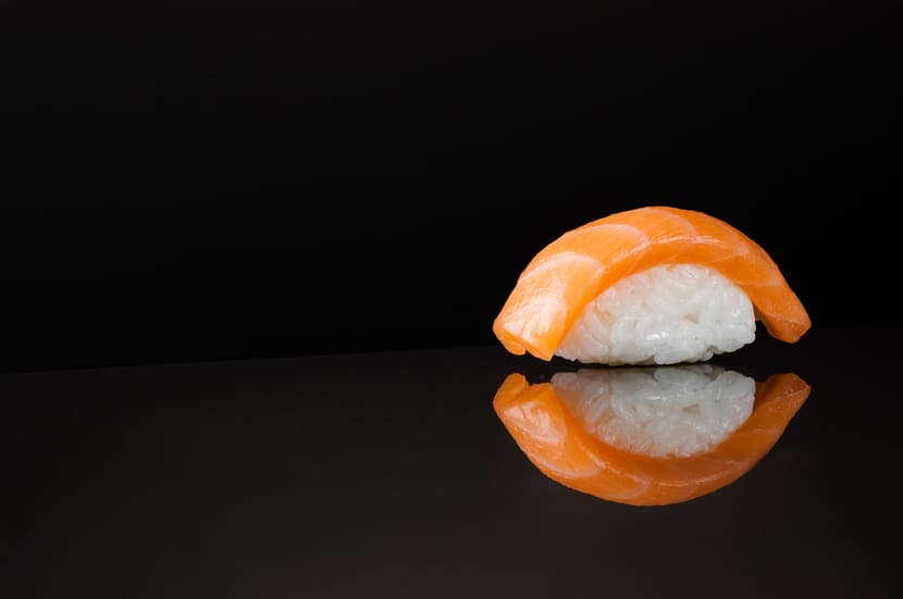 O nigiri é um dos tipos de sushis mais tradicionais e simples de fazer