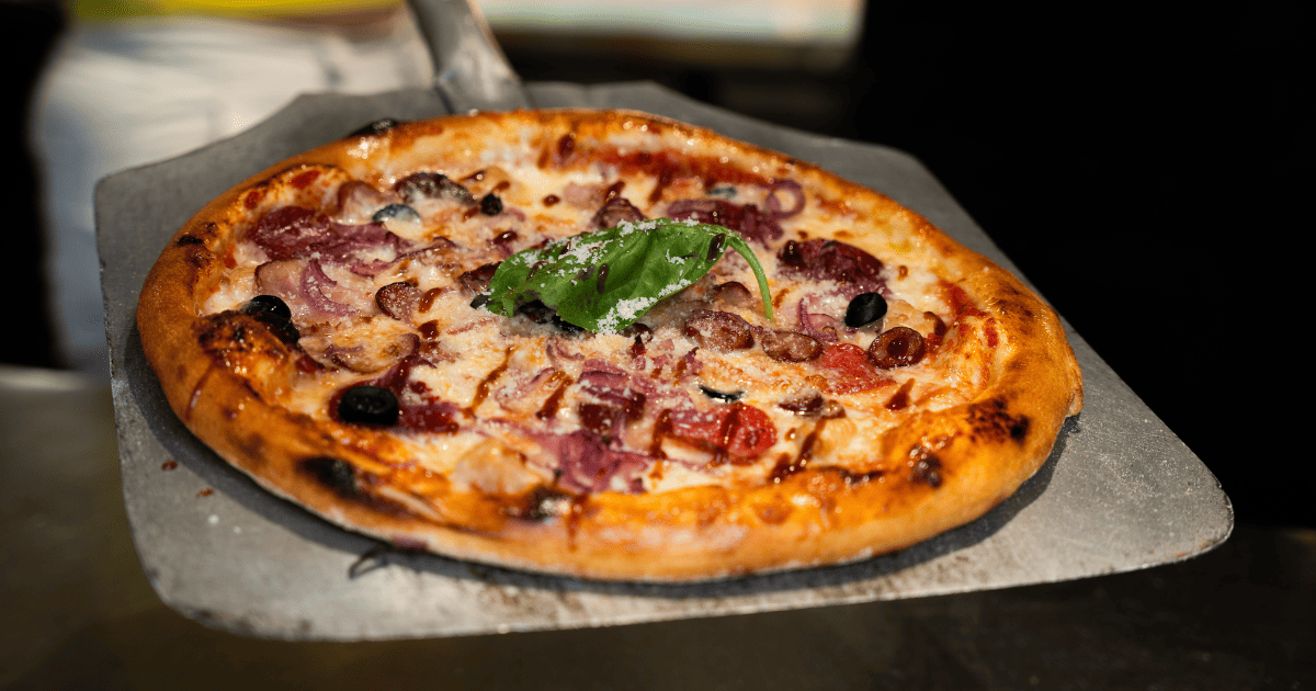 Imagem do artigo Cardápio de pizza: 6 passos para um menu de sucesso!