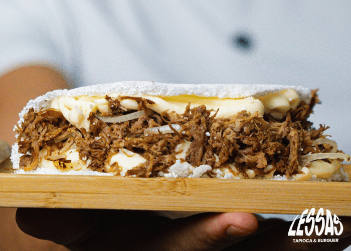 Deliciosa tapioca de carne da Lessa's, cliente Saipos