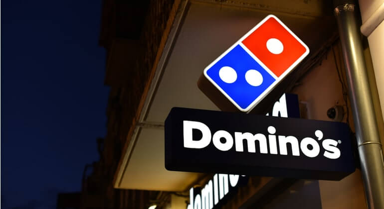 Domino’s começa entregas com bikes elétricas