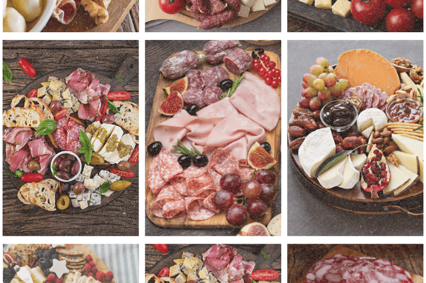 Mosaico com fotos detalhadas de tábuas de frios. Apresenta queijos variados, embutidos, azeitonas, uvas, figos e sementes de romã organizados de forma rústica sobre madeira.