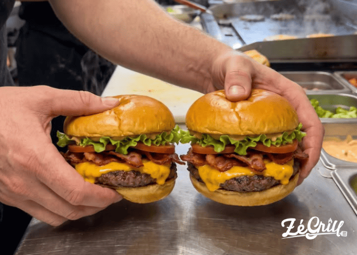 Deliciosos hambúrgueres especiais do Zé Grill, cliente Saipos