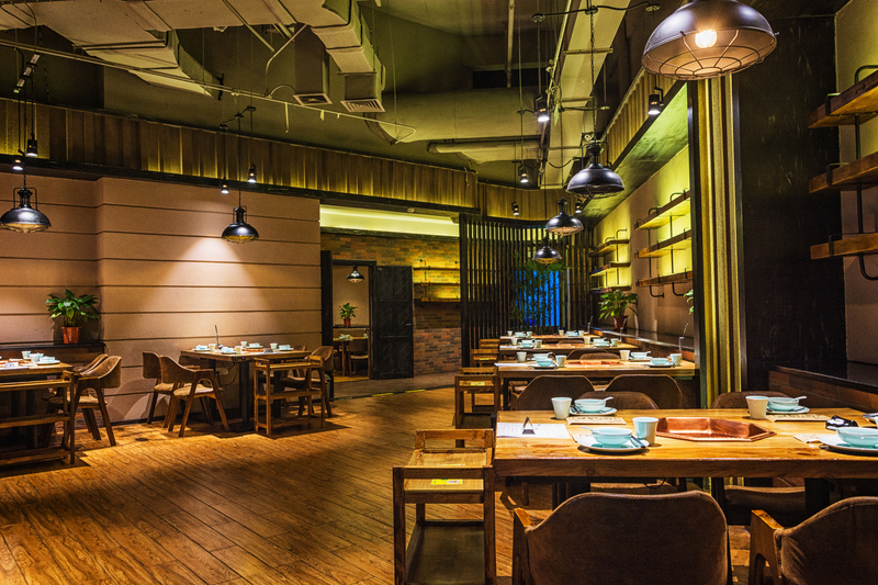 bares e restaurantes